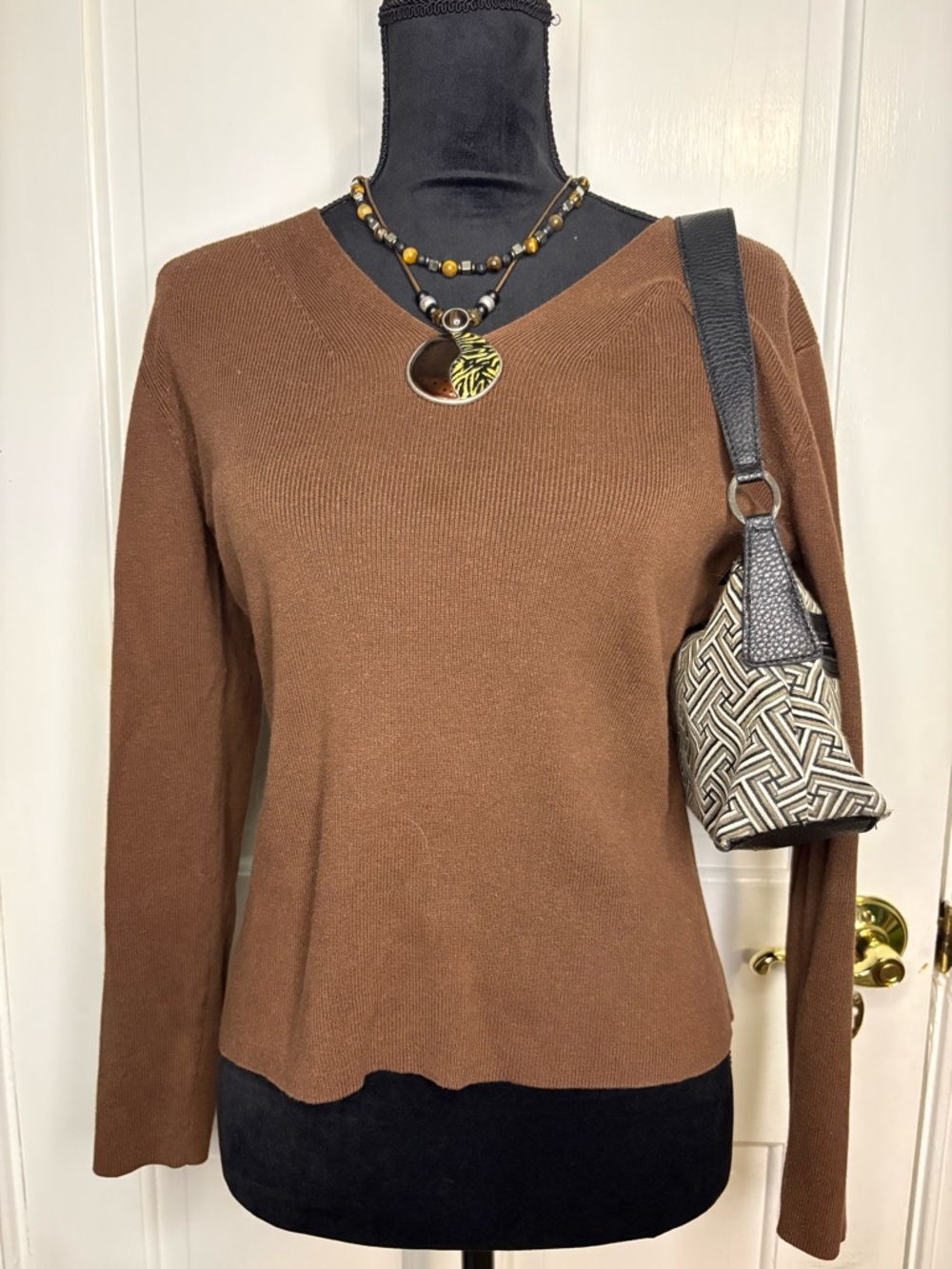 Vintage Tailor B. Moss Brown V-Neck Long Sleeve Top